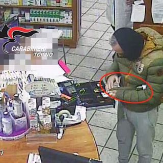 Torino, il rapinatore delle farmacie finisce ai domiciliari