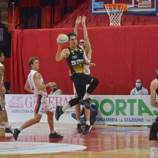 Allenamento congiunto tra Reale Mutua Basket Torino e Unahotels Reggio Emilia