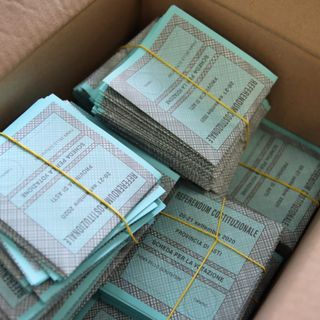 Referendum, a Torino rinunciano 506 presidenti di seggio su 919