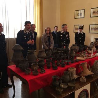 Anche dei falsi tra i reperti archeologici confiscati dai carabinieri di Torino