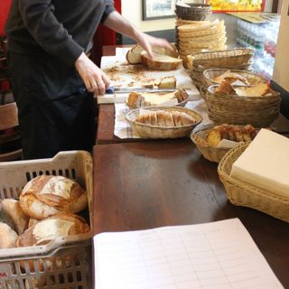 Coldiretti &quot;Da ieri riaperte in Piemonte 25mila strutture ristorative al chiuso&quot;