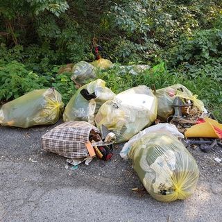Settimo, scattano le multe a chi abbandona i rfiuti in città