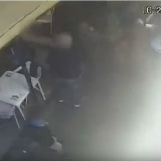 Rissa in un bar di via Genova: la polizia individua cinque rumeni (VIDEO)