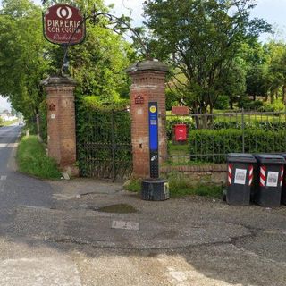 Rivoli, dopo la fermata a misura di disabile visivo ora inizia la battaglia per le strisce pedonali