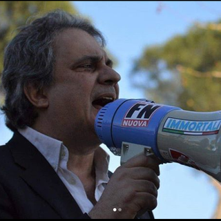 Sequestro simboli fascisti, Fiore (Forza Nuova): “Magistratura marxista, ai nostri assistenza legale”