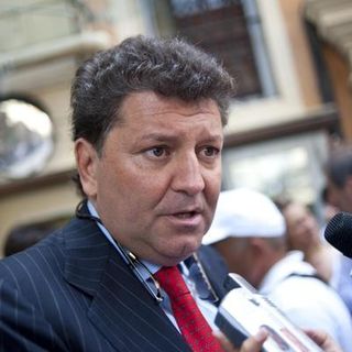 Oftalmico, Rosso (Direzione Italia) presenta un esposto: &quot;Come è possibile aver buttato 12 milioni di euro?&quot;