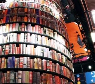 Salone del Libro, Slc Cgil: &quot;Persa un'occasione per ribadire la cultura democratica del paese&quot;