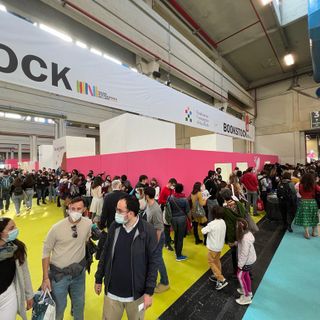 Salone del Libro: tra gli ospiti attesi di oggi Roberto Saviano, Roberto Vecchioni e Camihawke