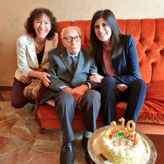 Compleanno con Appendino per Salvatore Cavallo, l'uomo più anziano d'Italia