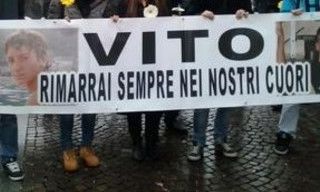 Crollo al liceo Darwin, maxi-risarcimento alla mamma di Vito Scafidi