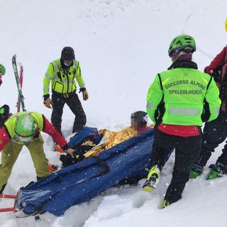 Uomini del soccorso alpino