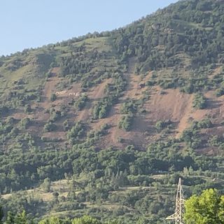 Monte Musinè, Aliud trasforma la scritta &quot;No Tav&quot; in &quot;No Mes&quot;