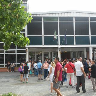 Suona la campanella del nuovo anno scolastico nelle scuole torinesi, tra le polemiche sul 'panino da casa'