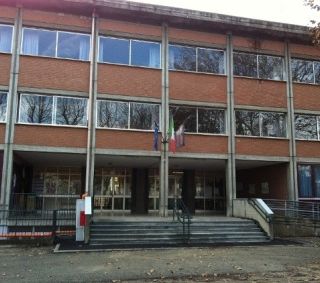 A Nichelino parte la riqualificazione delle scuole: un affare da oltre un milione di euro