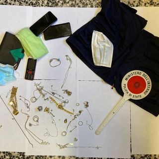 Truffe agli anziani, arrestata dalla squadra mobile una coppia: avevano entrambi precedenti (VIDEO)