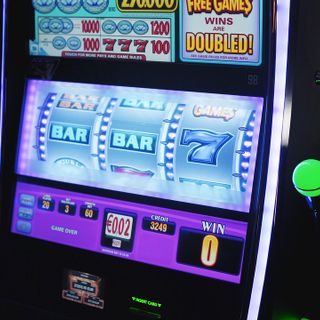 Qual'è la differenza tra le slot machine in un casinò online?