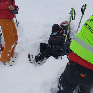 gli uomini del soccorso alpino