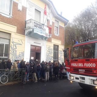 Incendio allo Spazio Popolare Neruda, gli occupanti: “No a strumentalizzazioni” Incendio allo Spazio Popolare Neruda, gli occupanti: “No a strumentalizzazioni”