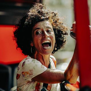 Biennale Democrazia, Chorós presenta lo spettacolo &quot;Le guerre del nostro tempo&quot;,