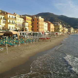Mare, spiagge, riserve naturali ed eventi: in Liguria al via la stagione turistica