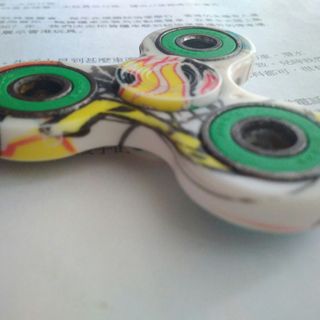Spinner pericolosi per bimbi e non a norma: maxi sequestro nel torinese