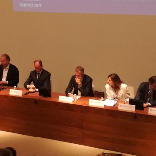 Torino si impegna per 4 giorni a immaginare il nuovo mondo del lavoro