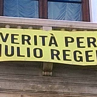Due anni senza Giulio Regeni: anche a Torino la fiaccolata