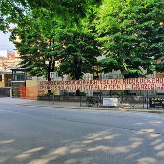 Coronavirus, i tifosi del Toro ringraziano i medici: "Avete salvato la vita a molta gente" Coronavirus, i tifosi del Toro ringraziano i medici: "Avete salvato la vita a molta gente"