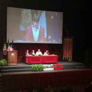 Gli universitari torinesi a Mattarella: &quot;Non firmi il Decreto Sicurezza, noi stiamo coi NoTav: Torino-Lione opera inutile e dannosa&quot;