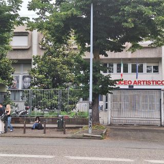 Maturità, gli studenti del Primo Liceo Artistico scartano il tema sulla bomba atomica