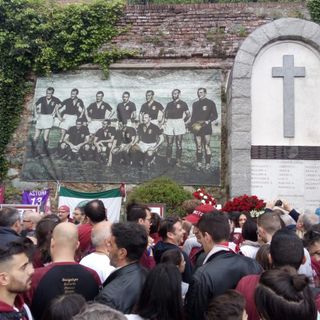 foto d'archivio 4 maggio granata