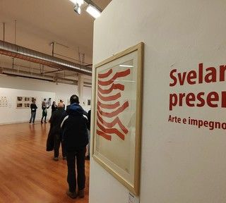 svelare il presente