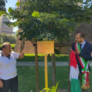 Ai Giardini Reali una targa per ricordare la benefattrice Emanuela Papaveri