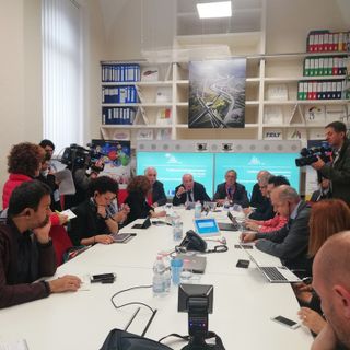 Torino-Lione, la Ue ammonisce: &quot;Se l'Italia uscisse dovrebbe restituire 1,5 miliardi all'Europa&quot;