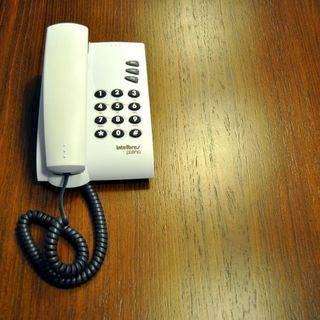 Agenzia delle Entrate: attenzione alle truffe da parte di chi chiede gli estremi bancari al telefono