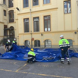 Coronavirus, Protezione Civile al lavoro per montare tende fuori dai pronto soccorso: &quot;Fondamentali per fare da filtro&quot;