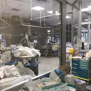 Ospedale Martini, le terapie intensive ultima trincea per sconfiggere il Covid: “La guerra? Non sappiamo quando la vinceremo”  [FOTO e VIDEO]