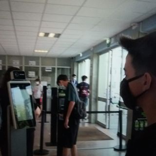 Termoscanner, controllo automatico della mascherina e badge al collo: al Grassi l'innovazione guida il ritorno sui banchi [VIDEO]