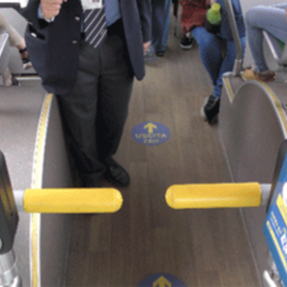 Tornelli sui bus: dal 10 giugno sulla linea 6 Tornelli sui bus: dal 10 giugno sulla linea 6