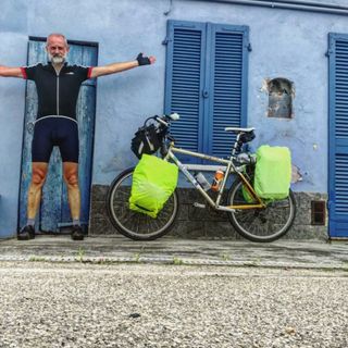 Da Torino a Taranto in bici, un viaggio per l'ambiente alla (ri)scoperta dell'umanità perduta