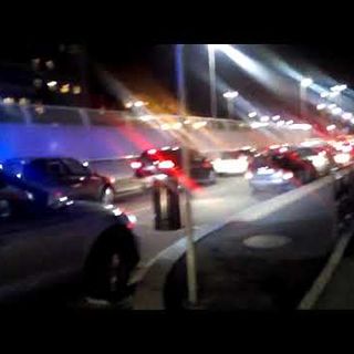 Traffico paralizzato e ambulanza bloccata su corso Principe Oddone a Torino (VIDEO)