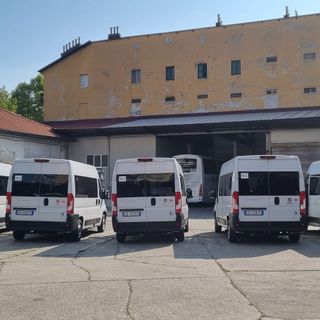 I mezzi a disposizione per il servizio di trasporto disabili del Comune