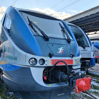 Guasto ad una linea elettrica, circolazione ferroviaria in tilt sulla Torino-Milano