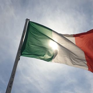 Domani l'alza bandiera alla caserma Monte Grappa apre le celebrazioni per la Festa della Repubblica