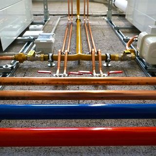 I Comuni del Chivassese vicini ai lavoratori della Idrosapiens in crisi