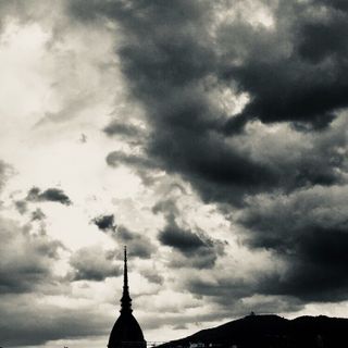 La Torino “intrigante e tenebrosa” protagonista di un premio letterario