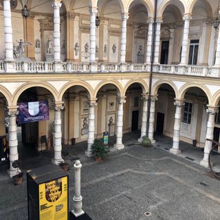 Unito: raddoppiano le spese dell’energia, ma il bilancio di previsione è in crescita del 6%