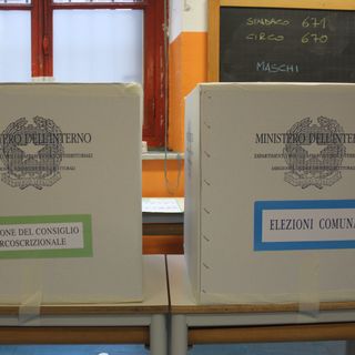 Elezioni, Torino maglia nera d'Italia per numero di votanti: alle 23 siamo al 36,5% contro una media nazionale del 46%