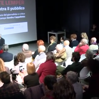 Incontro della cantante tedesca Ute Lemper con i ragazzi delle scuole torinesi