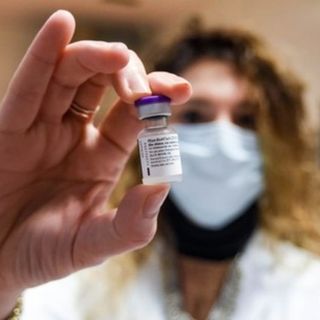 Oggi in Piemonte 15.382 persone vaccinate contro il Covid, quasi ottomila hanno ricevuto la terza dose